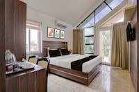 Super Townhouse Oak Rising Water Park Dharwad Formerly Rising Resorts and Spa