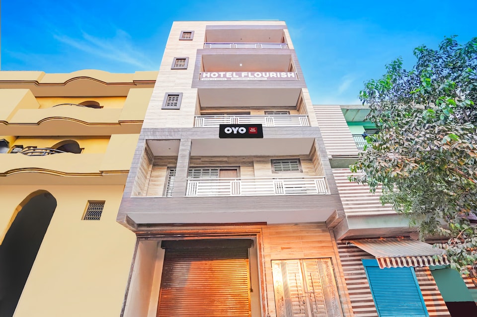 Hotel O Flourish , Anand Vihar Delhi, Delhi