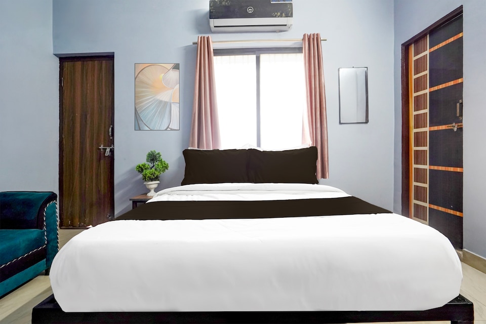 Hotel O SUNRICH HOTEL LODGING AND BOARDING, Bus Stand Nagpur, Nagpur
