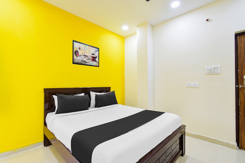 Hotel O Royal stay luxury  rooms, Banjara Hills, Hyderabad