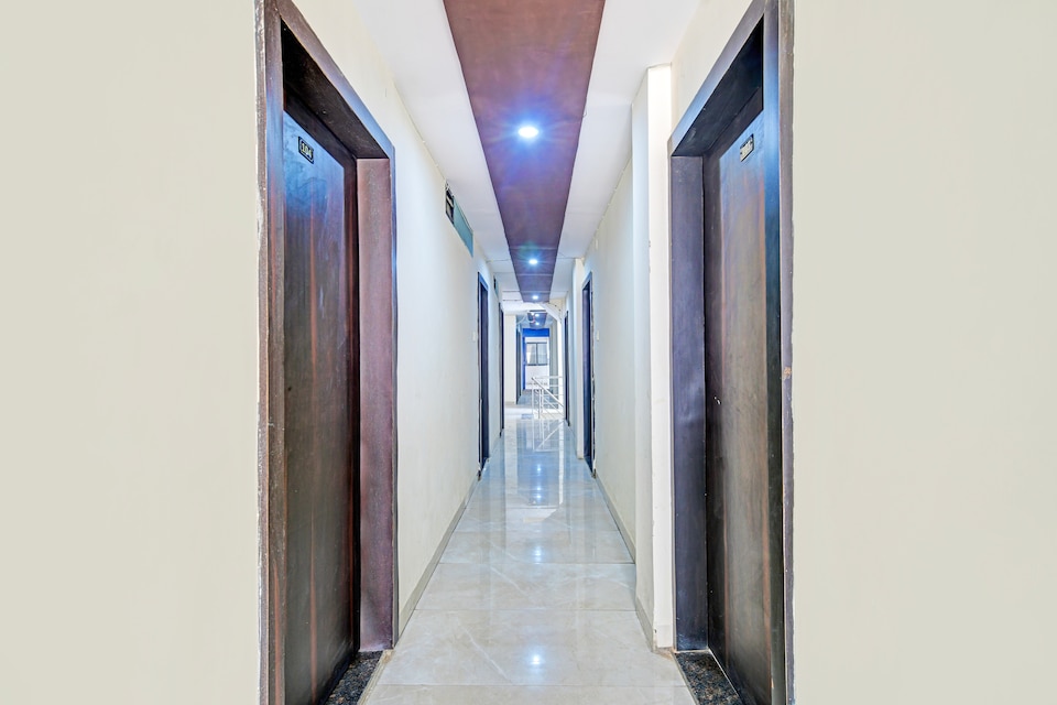 Hotel O Paradise Green, Rajender Nagar, Indore