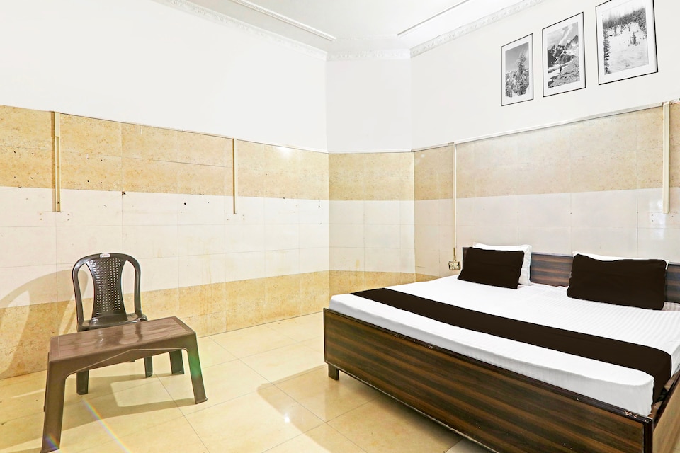 Hotel O Sanvi Palace Inn, Golghar, Gorakhpur