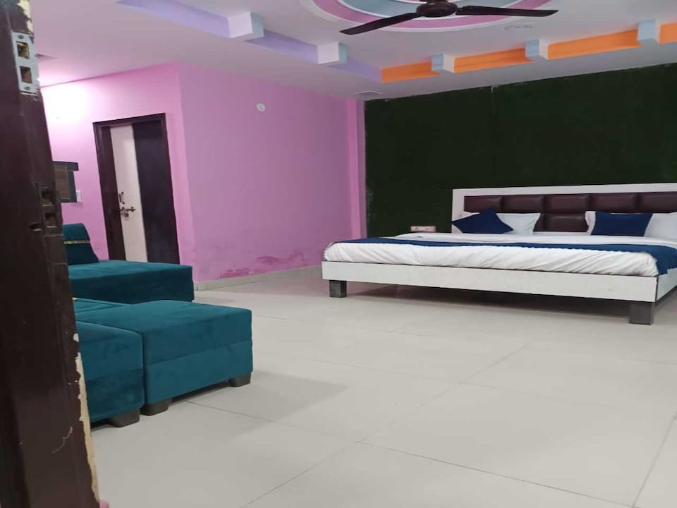 OYO 829870 hotel Heaven inn stay, Lajpat Nagar Delhi, Delhi