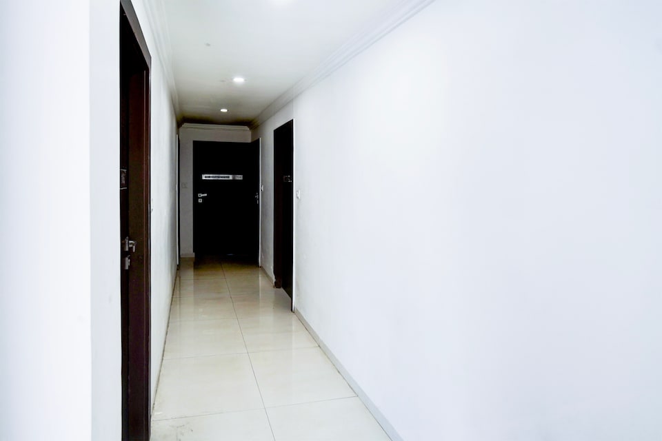 Super Collection O Maninagar Formerly Park Land, Kankaria-Maninagar Ahmedabad, अहमदाबाद