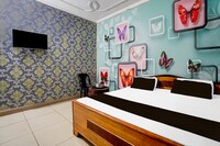 Hotel sky guest house