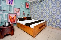 Hotel sky guest house