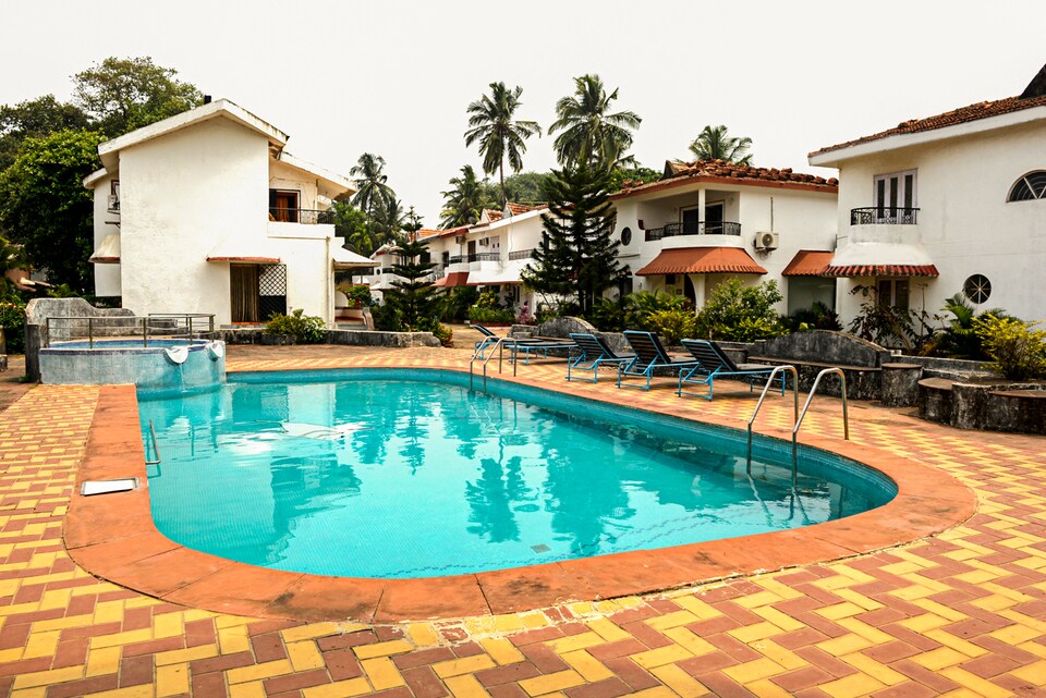 OYO 438 near Candolim Beach, Candolim Goa, Goa