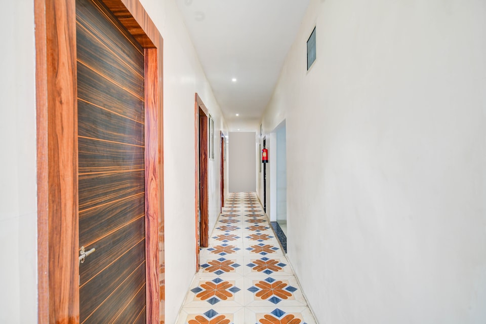 HOTEL O HRK INN, Vijay Nagar Indore, Indore