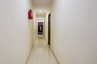 Collection O Thousand Lights Chennai