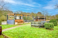 Warwickshire Park Hotel Kenilworth by Belvilla