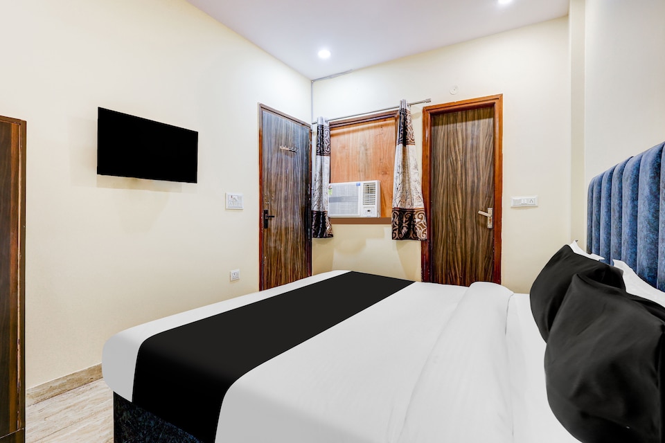Super Hotel O YUVI, North Delhi, Delhi