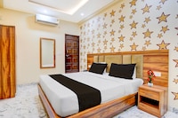 Collection O Godowliya Varanasi