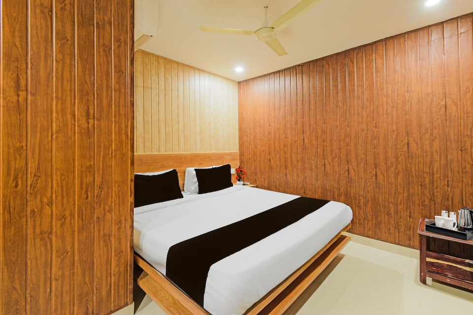 Hotel O James Street Secunderabad Formerly Vaishnavi Residency, Secunderabad, Hyderabad