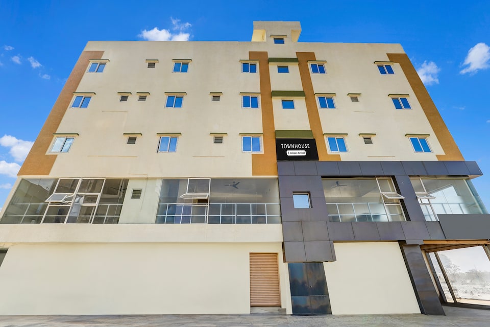 Super Townhouse Hennur Prakruthi Layout Bangalore, Manyata Bangalore, Bangalore