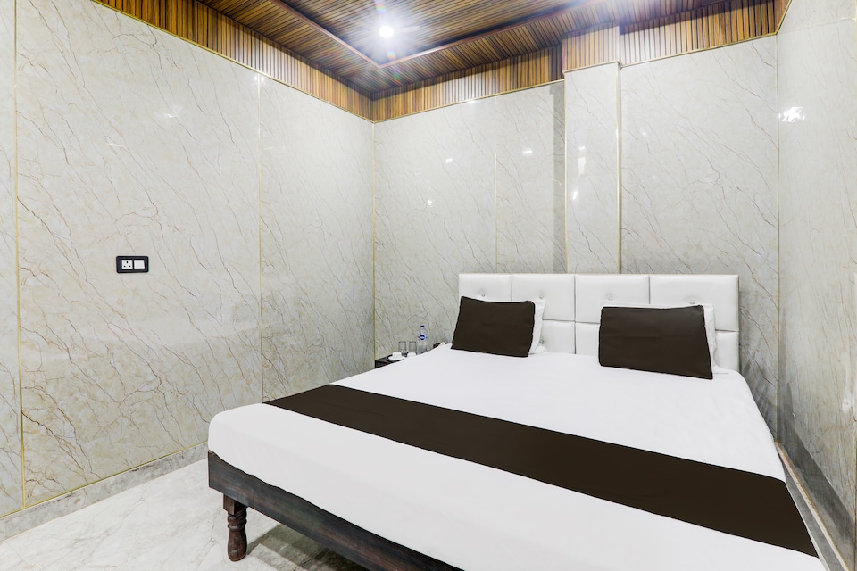 Hotel O Hotel Pragati Inn, Golghar, Gorakhpur