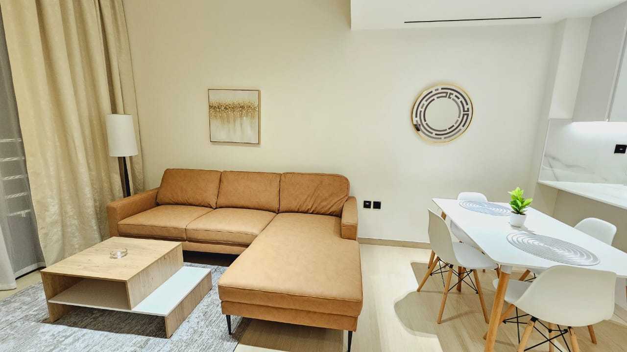 Spacious 1BR Apartment in Binghatti Emerald JVC, Al Barsha South 4