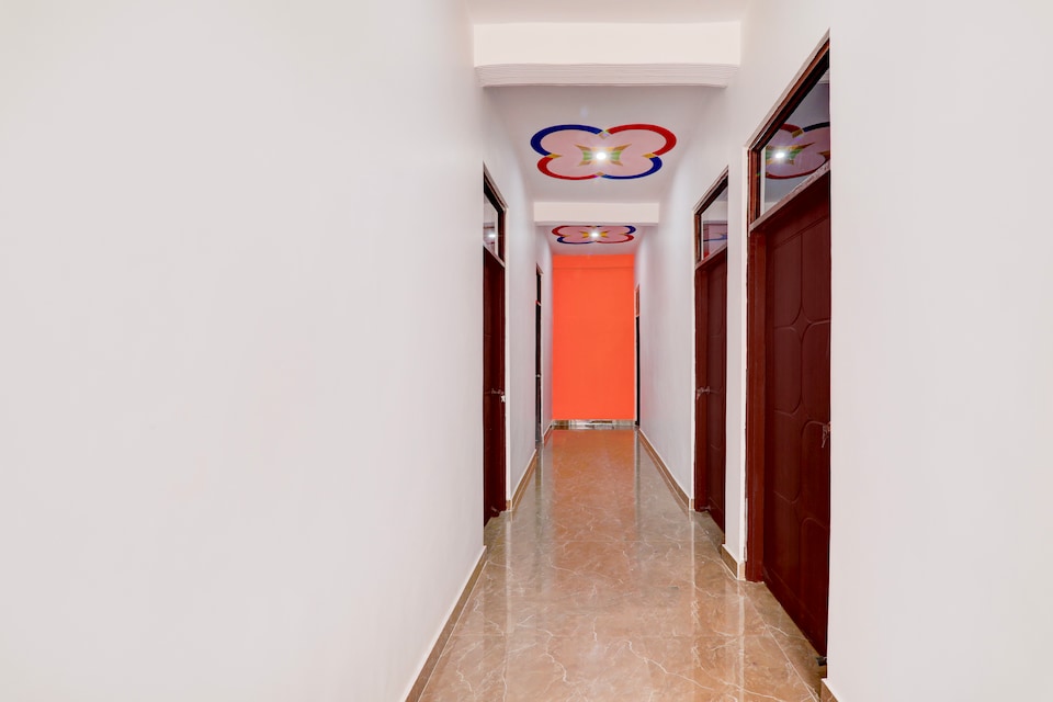 Hotel O Little Star, Airport Lucknow, Lucknow