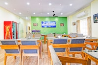 Super Townhouse Dwarakanagar Near Gurudwara