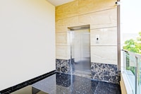 Super Townhouse Dwarakanagar Near Gurudwara