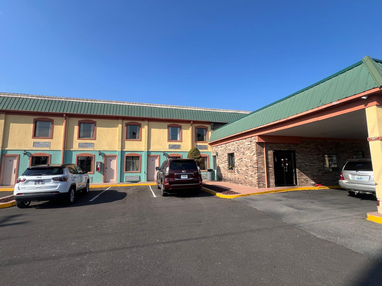 Quality Quarters Inn By OYO Richmond KY I-75, OYO Hotels Richmond, KY ...