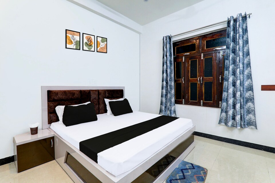 Hotel O Raj Deluxe And Restaurant, Rambagh Allahabad, Prayagraj