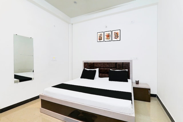 Hotel O Raj Deluxe And Restaurant