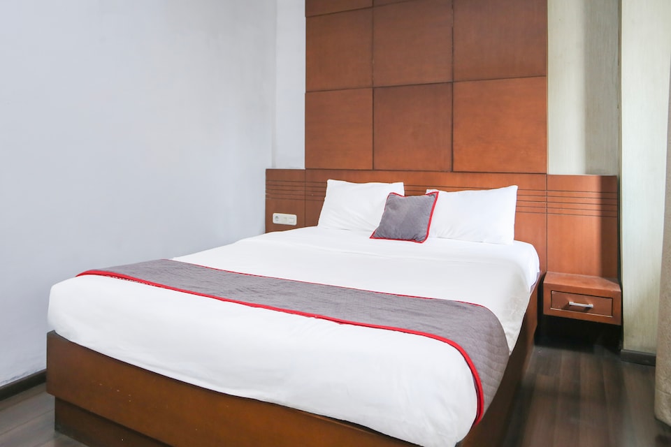 Collection O Cikarang Near Pollux Mall Formerly Hotel Pesona Cikarang, Cikarang, Bekasi