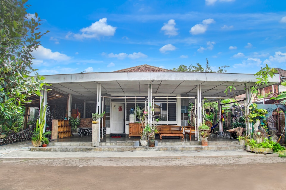 Hotel O Prawirotaman Near Keraton Yogyakarta Formerly Chez Laelik Guesthouse, Prawirotaman, Yogyakarta