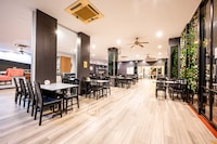 Sunday JA Plus Hotel