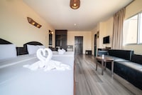 Sunday JA Plus Hotel