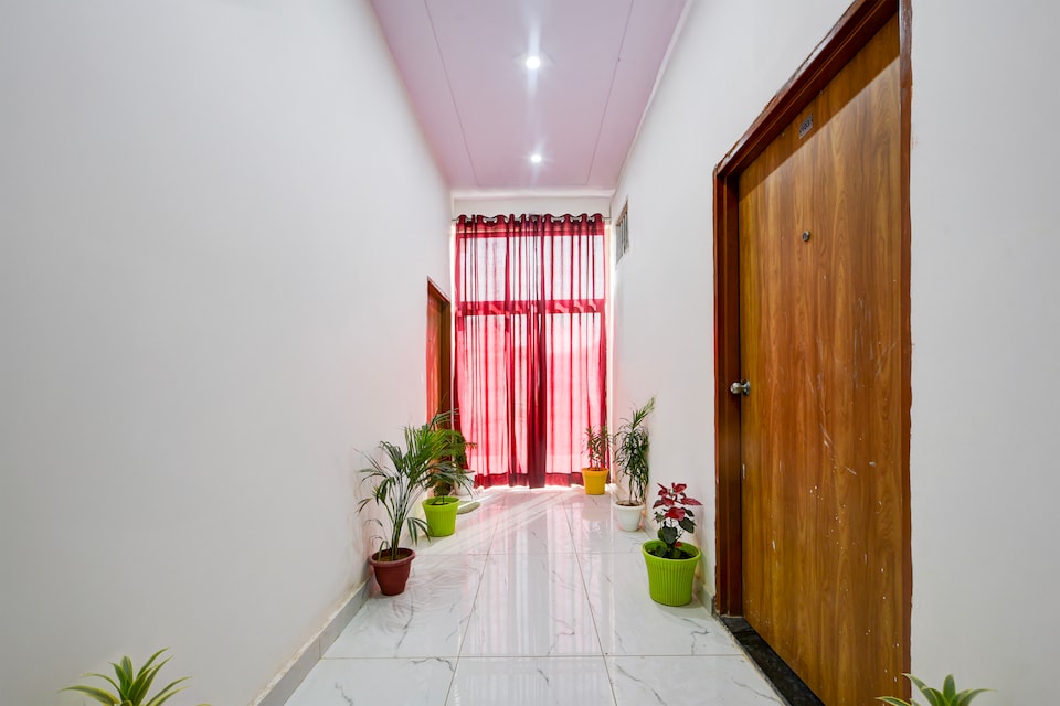 Hotel O Mansha Residency , Faridabad, Faridabad