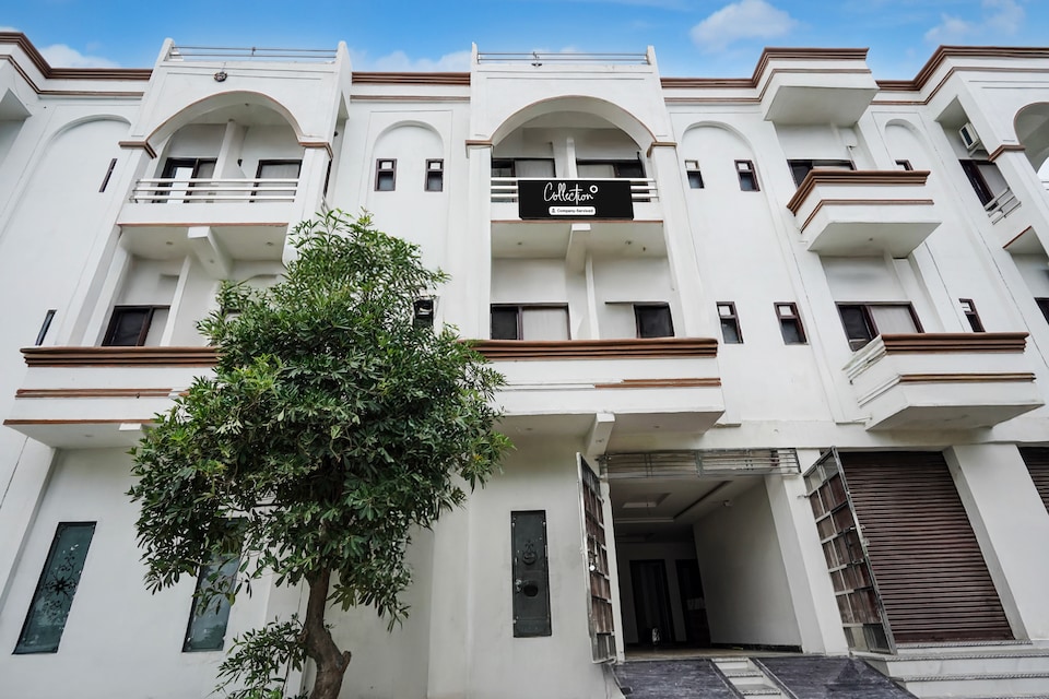 Super Townhouse Oak Char Dham Vrindavan, Banke Bihari Mandir Vrindavan, Vrindavan