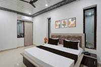 Townhouse Oak Char Dham Vrindavan