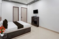 Townhouse Oak Char Dham Vrindavan