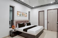 Townhouse Oak Char Dham Vrindavan