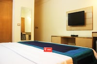 OYO Hotel Queens Inn Near Kingdom Of Dreams