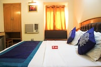 OYO Hotel Queens Inn Near Kingdom Of Dreams