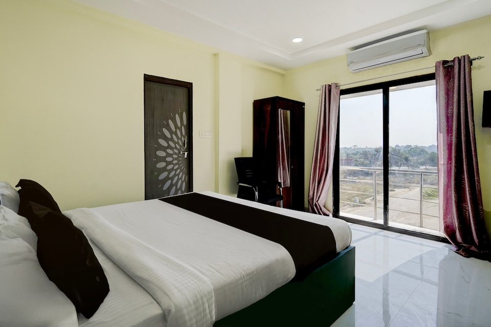 Hotel O Ring Road Nagpur Formerly Glory Inn, Bus Stand Nagpur, Nagpur