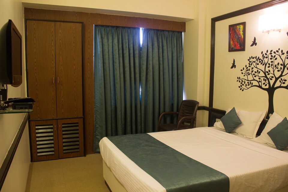 OYO 1957 Hotel Dua Continental, Bus Stand Nagpur, नागपुर