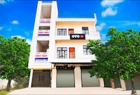 SPOT ON Hotel Aarya Inn