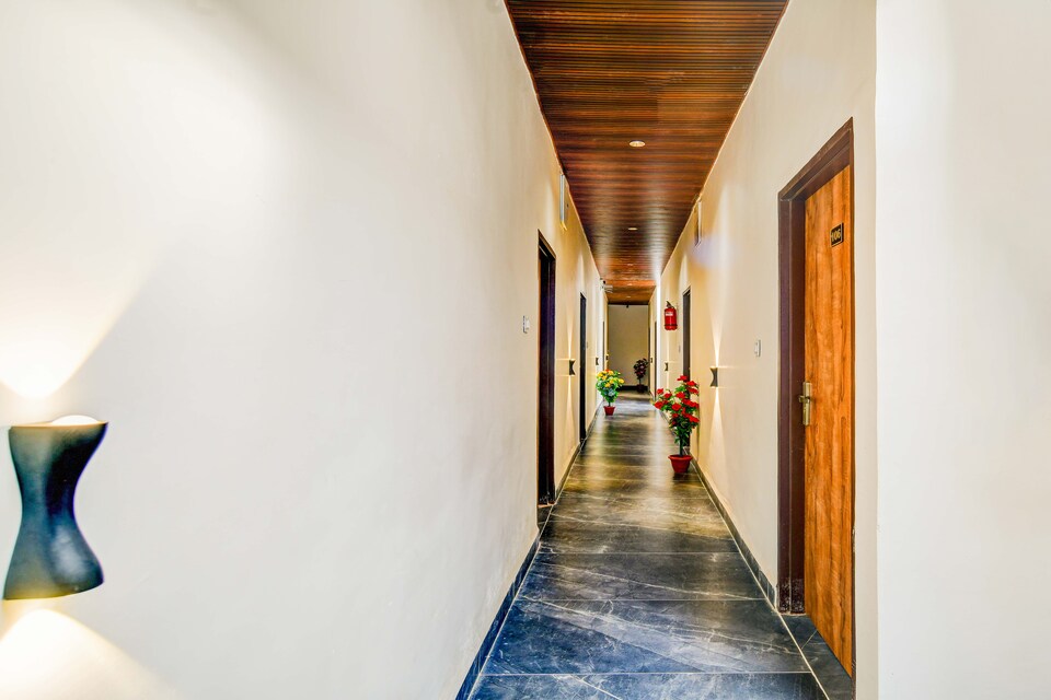 Hotel O Madhuban, MG Road Indore, Indore