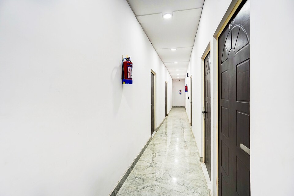 HOTEL O ILLUSION INN, Meerut, Meerut