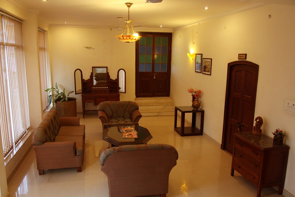 OYO 1962 Hotel Harsh Ananda, Civil Lines Allahabad, Prayagraj