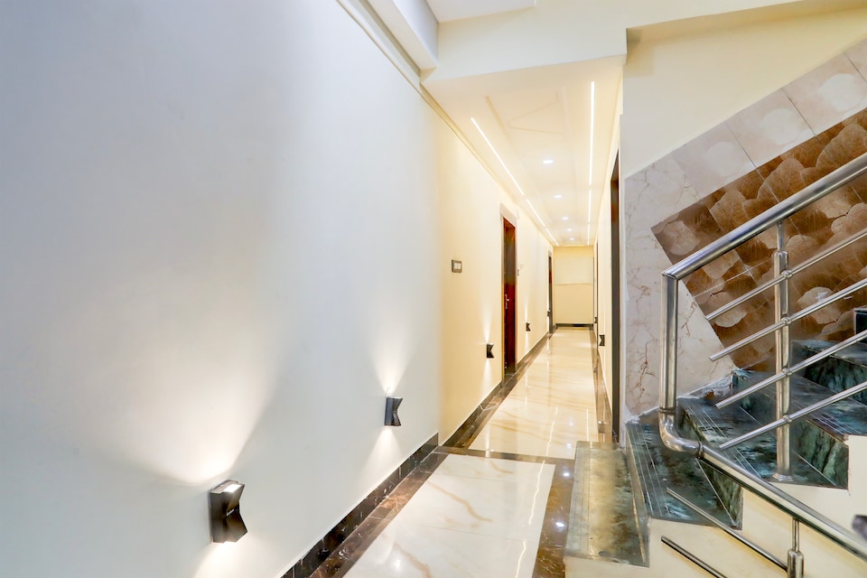 Hotel O The Skies, Kanpur Railway Station, Kanpur