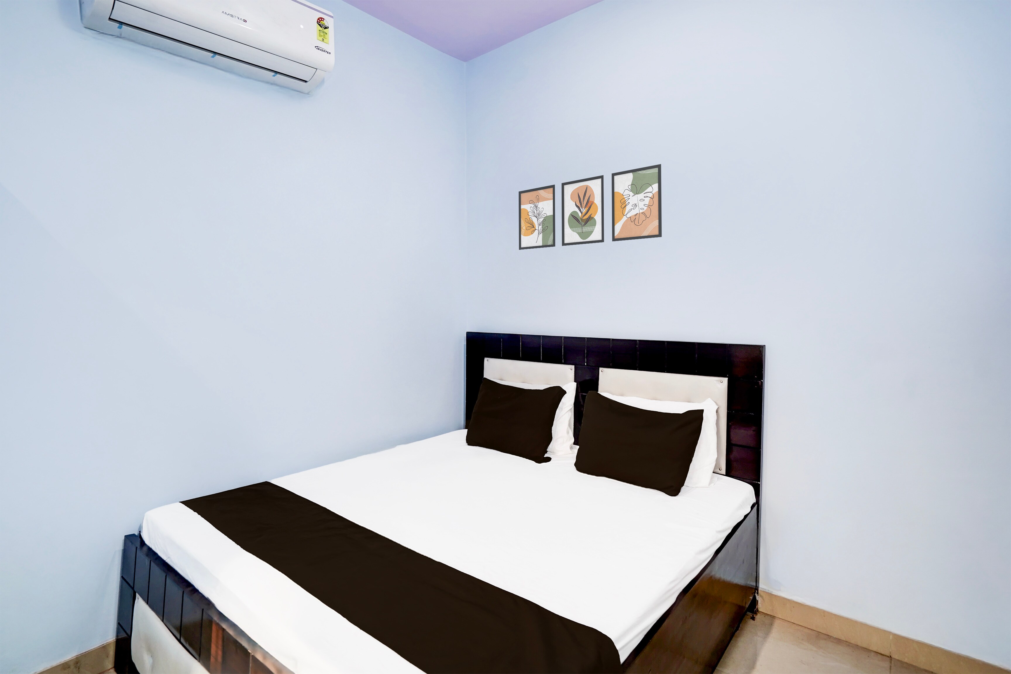 Hotel O R. S , Flagship Aligarh, Book @ ₹702 - OYO