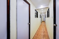 Hotel O Metro Galaxy inn