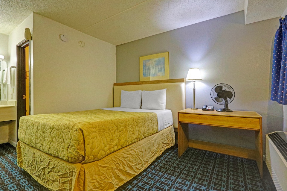 Brookville Inn By OYO Near Dayton International Airport, C45309, Brookville, OH