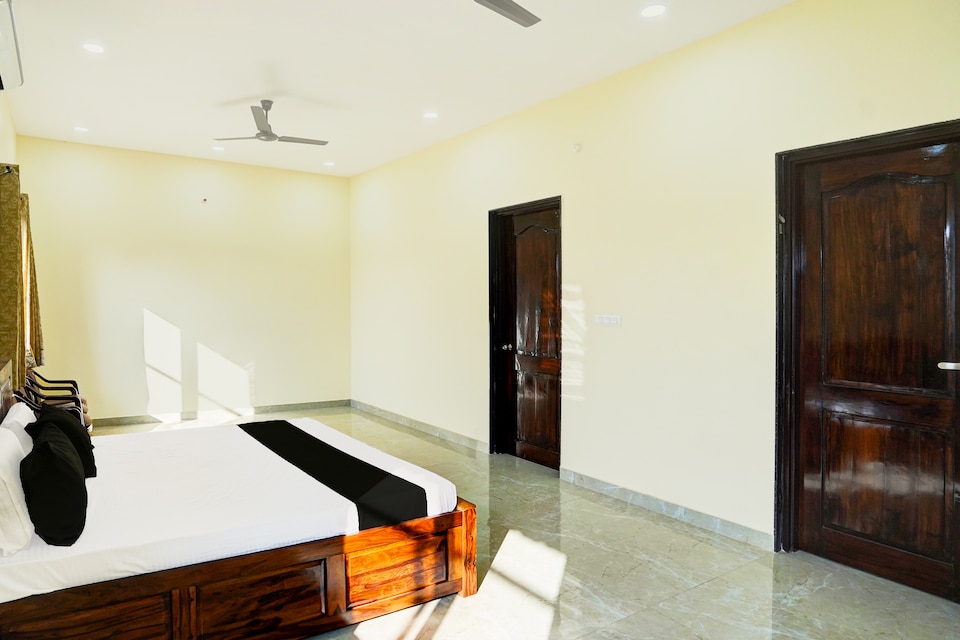 Hotel O Godavari Lawn, Vijay Nagar - Jabalpur, Jabalpur