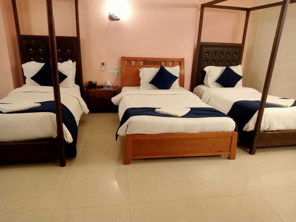 OYO 1968 Hotel Krishna Park Resort, Gondal Road Rajkot, Rajkot