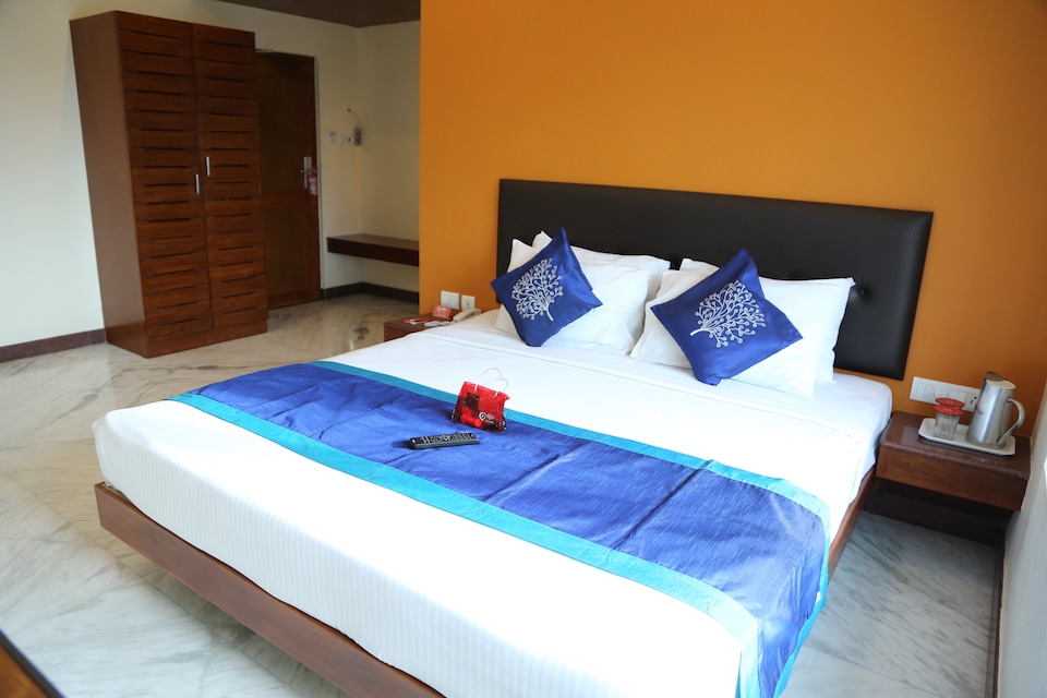 OYO 1970 Hotel Ungal Vasanta Bhavan, Pondicherry City Centre, Pondicherry